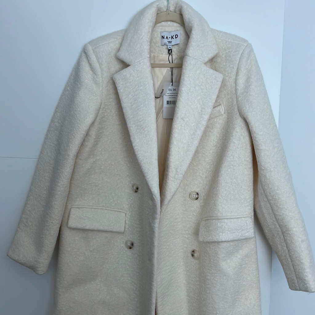 Na-Kd Long Straight Off White Coat